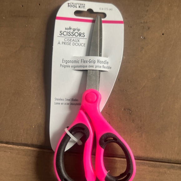 2 pcs Crafter's Toolkit Soft-Grip Scissors - Picture 4 of 5